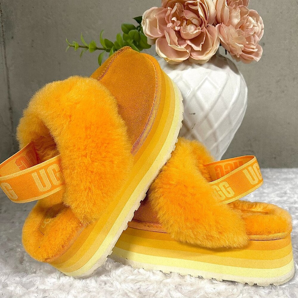 UGG Funkette Slingback Apricot Platform Slippers - Size 8